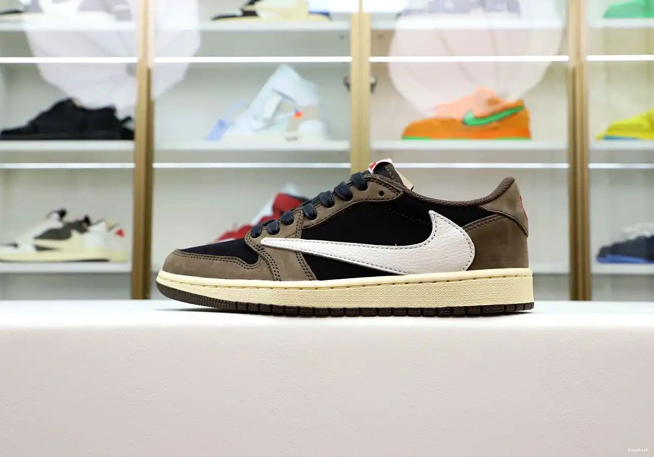 Travis SP Jordan TS x Jordan Air 1mLow OG Scott 0425